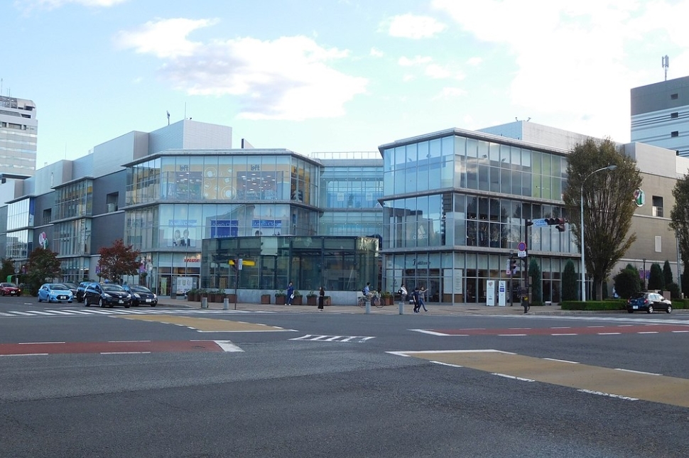 トナリエつくばスクエア プロモーションイベントや催事に適した駅直結ショッピングセンター1階のフードコート横のスペース